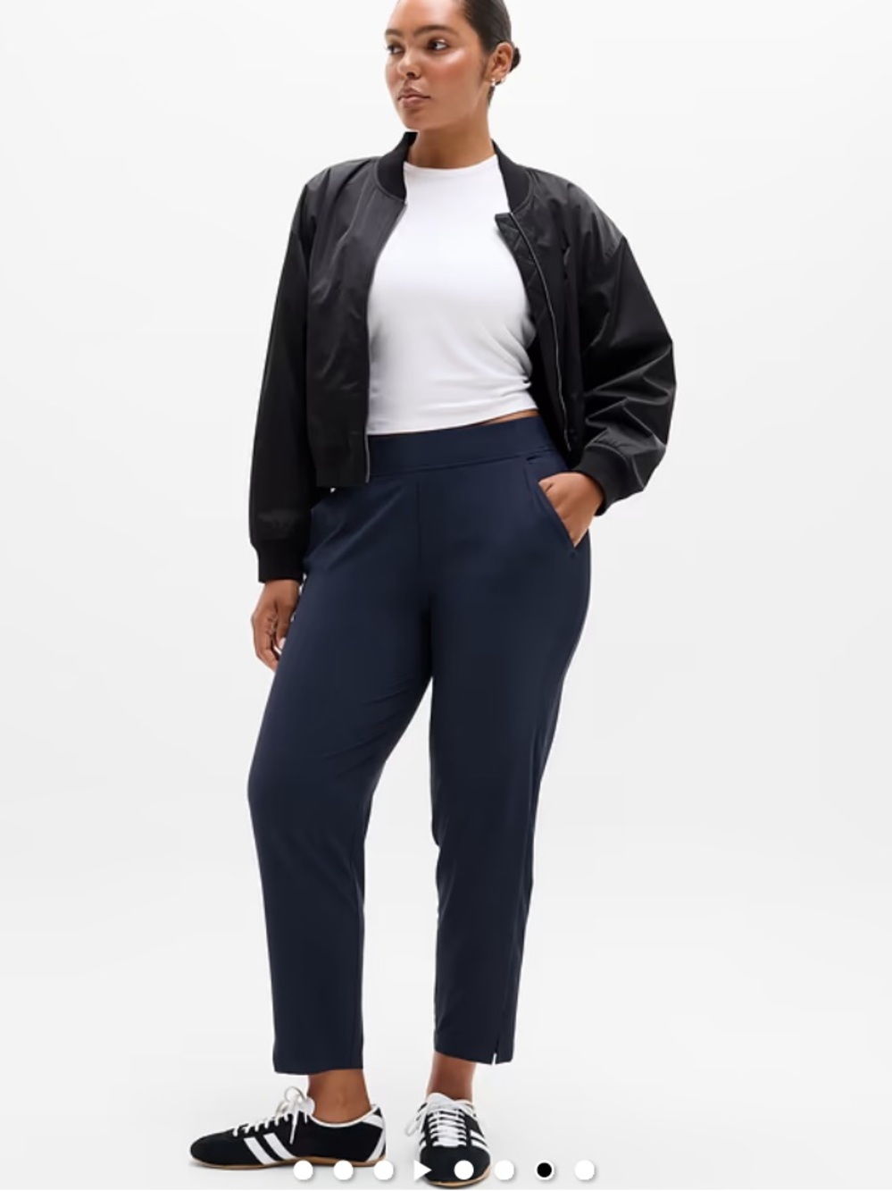 Athleta Navy Brooklyn Mid Rise Ankle Pant 10P Athleisure Travel Commute Gorpcore